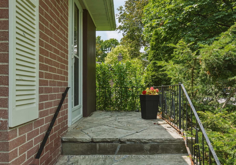 596-maystone-court-whitchurch-stouffville-ontario-n13562670