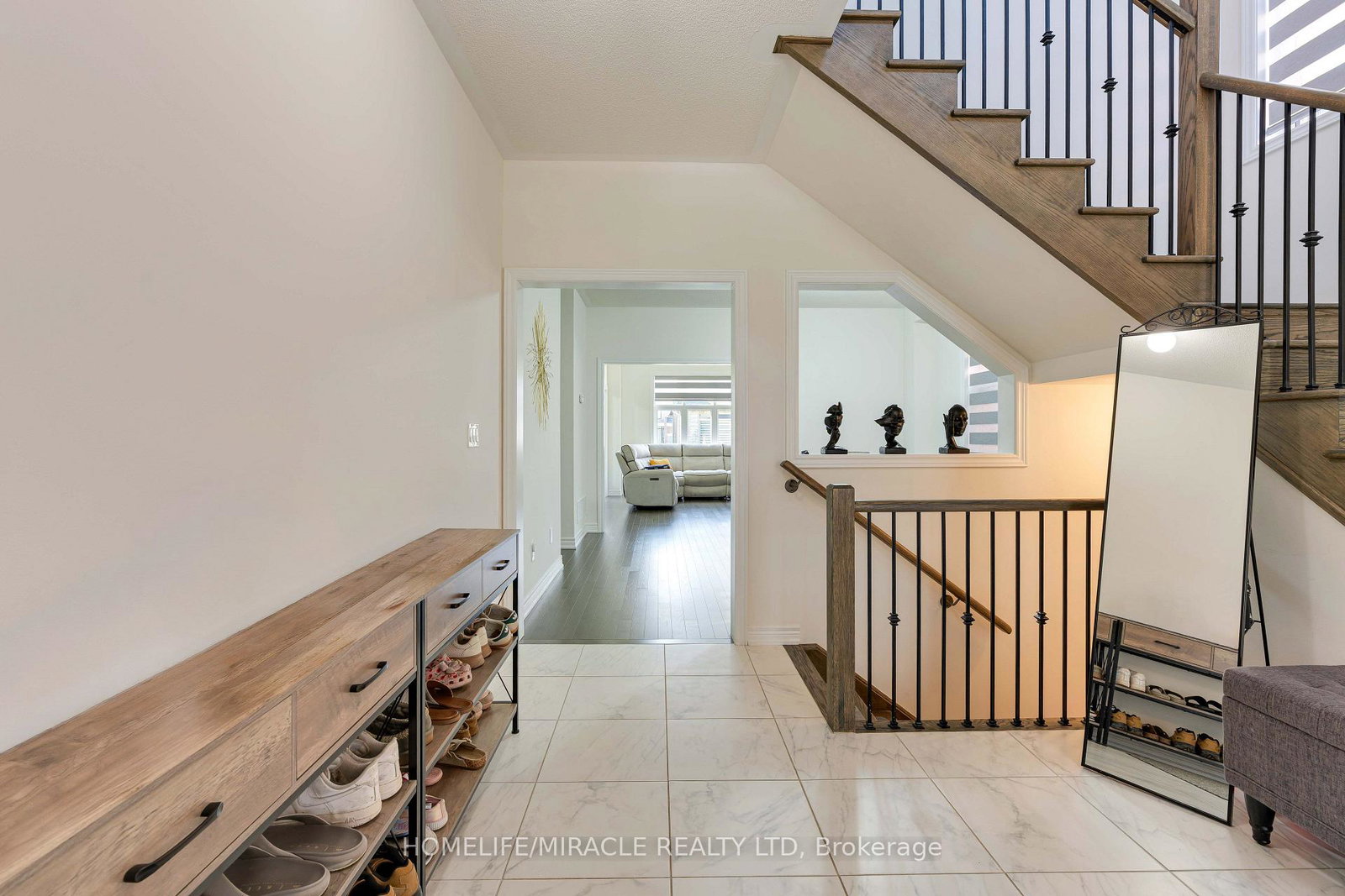 1429-davis-loop-innisfil-ontario-n13562828