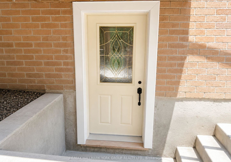 111-worthington-avenue-richmond-hill-ontario-n13563122