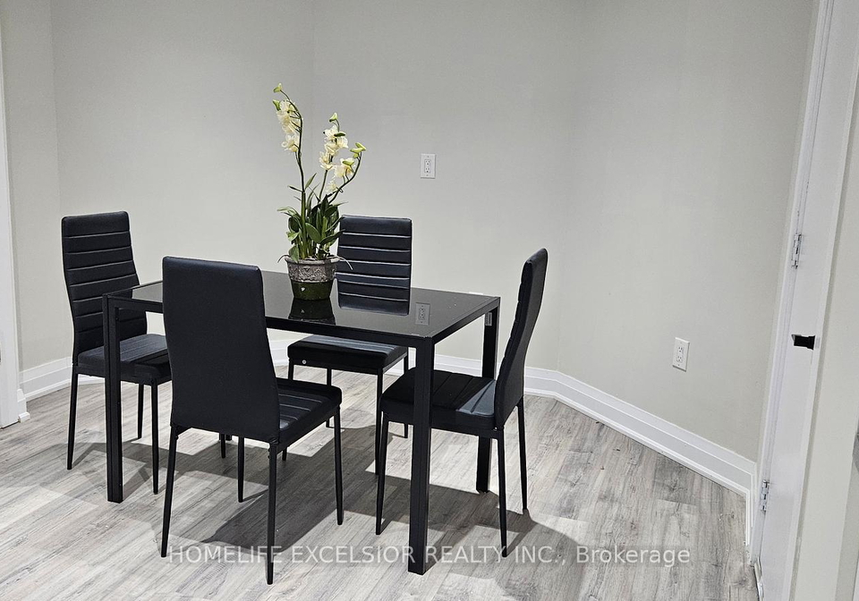 6-fitzroy-avenue-markham-ontario-n13563126