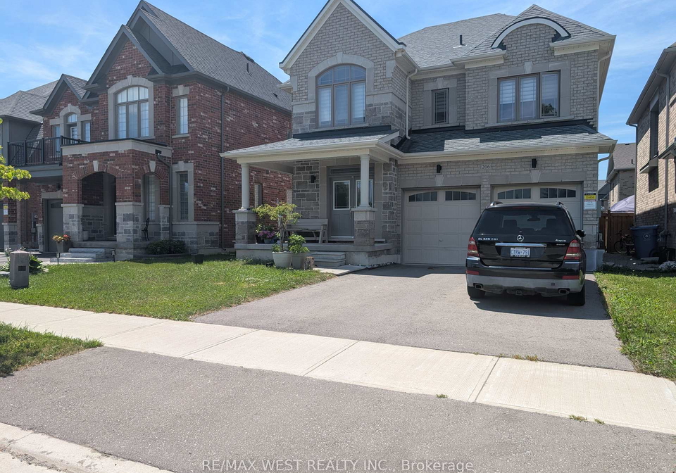 206-dog-wood-boulevard-east-gwillimbury-ontario-n13563292