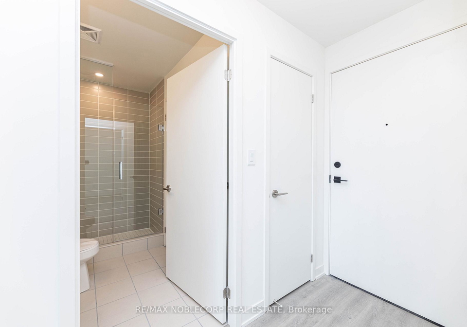 292-verdale-crossing-markham-ontario-n13564102