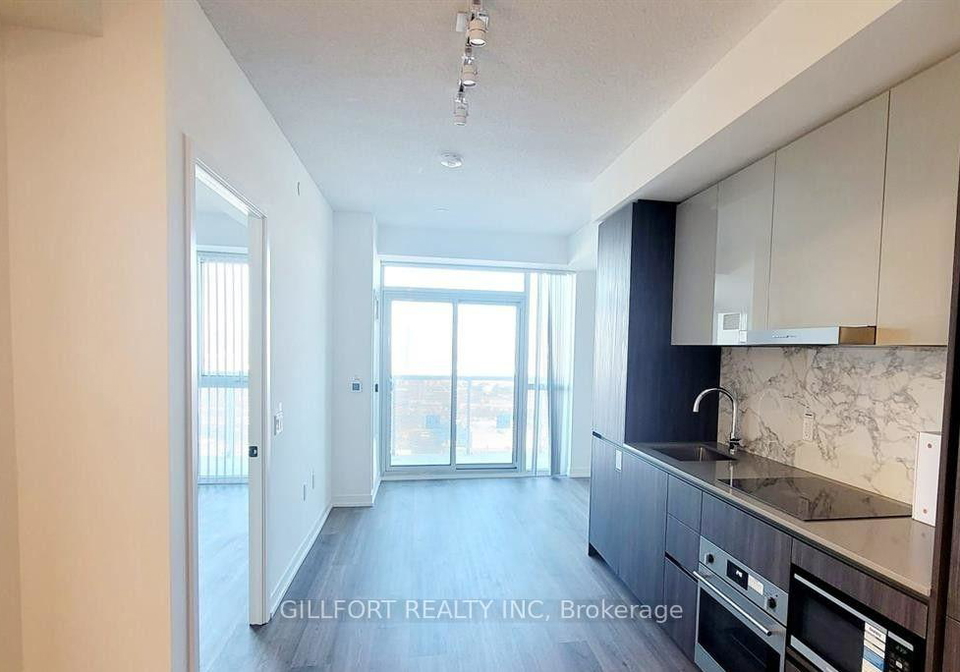8-interchange-way-vaughan-ontario-n13564406