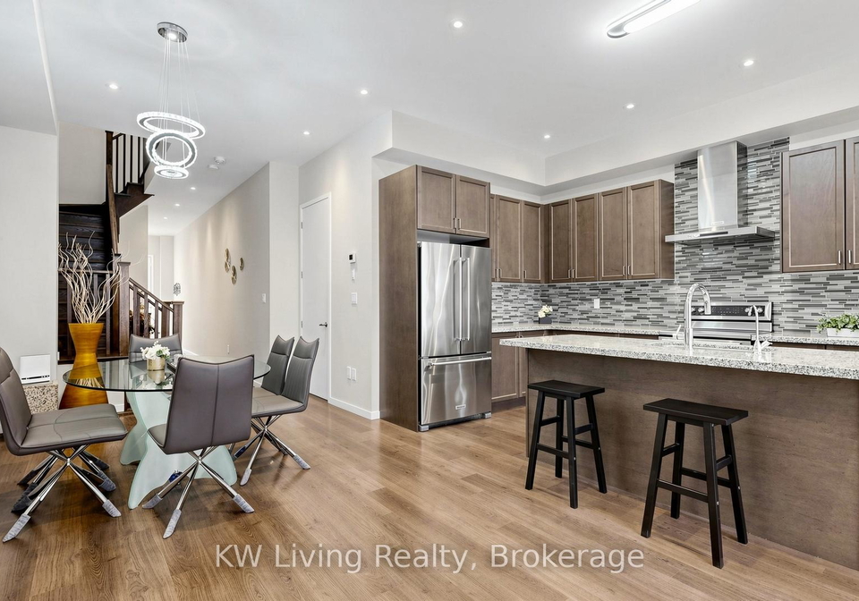 389-elyse-court-aurora-ontario-n13565896