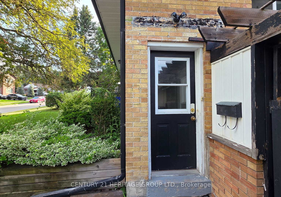 83-monkswood-crescent-newmarket-ontario-n13565906