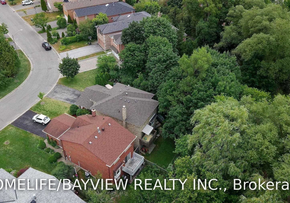 36-eleanor-circle-richmond-hill-ontario-n13566186