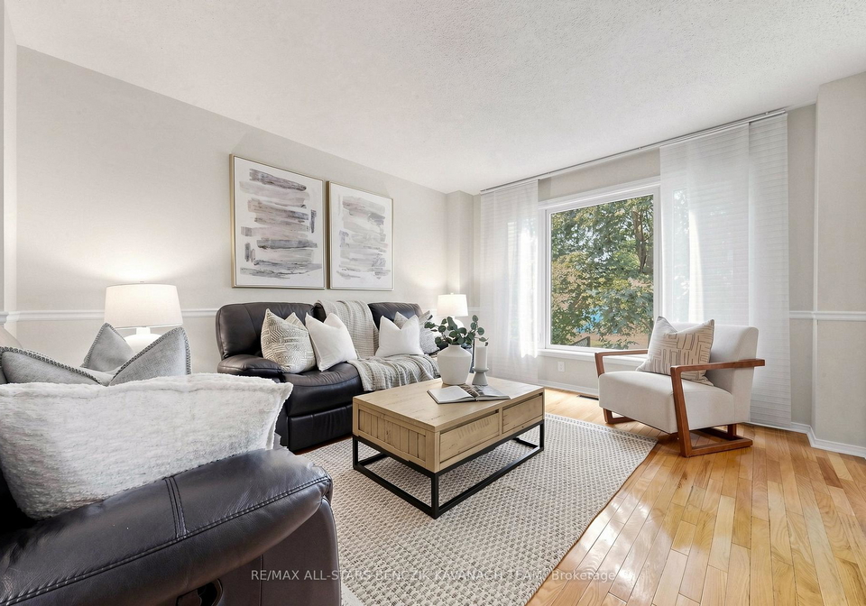 46-crawford-rose-drive-aurora-ontario-n13567006