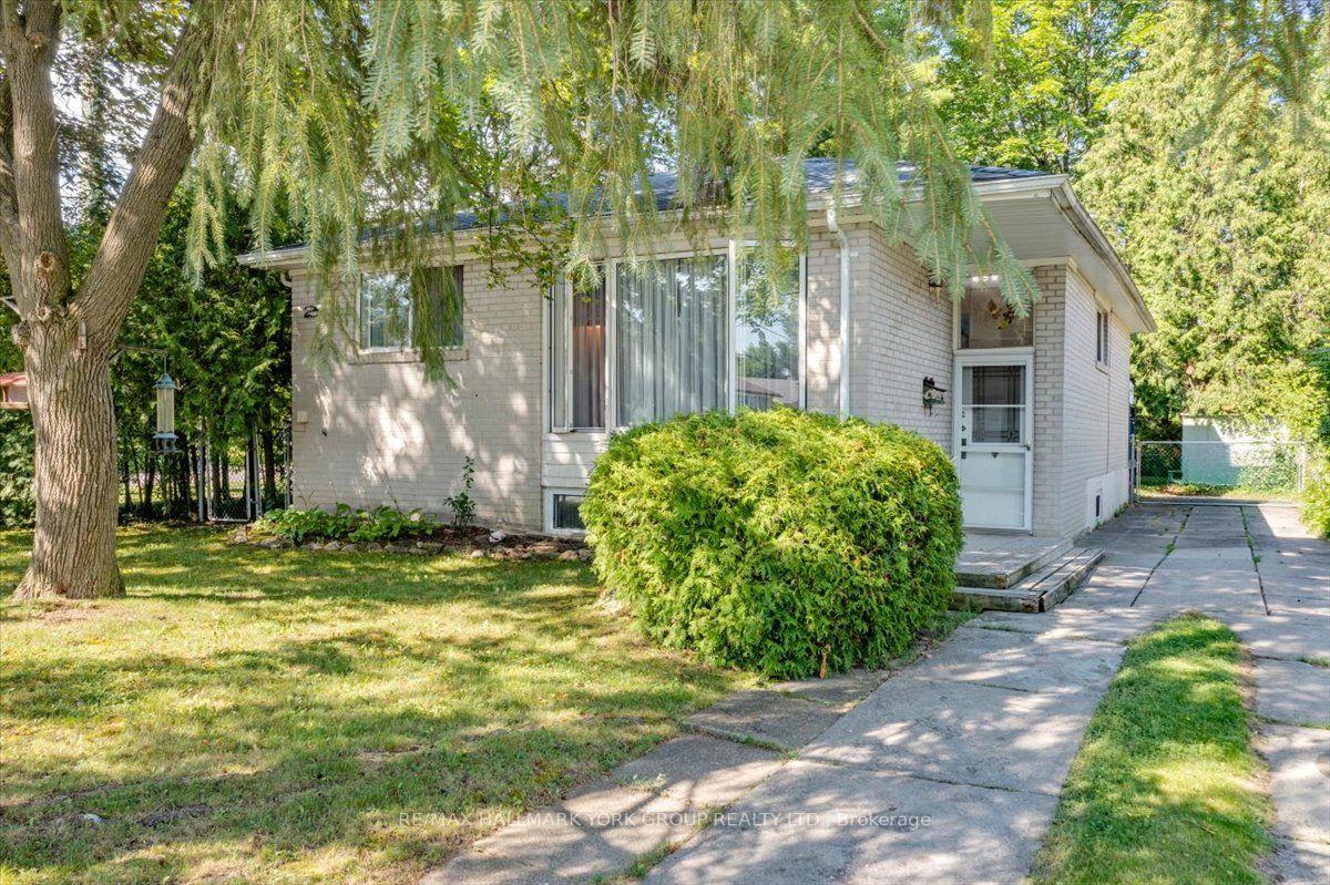 2-corbett-crescent-aurora-ontario-n13567118