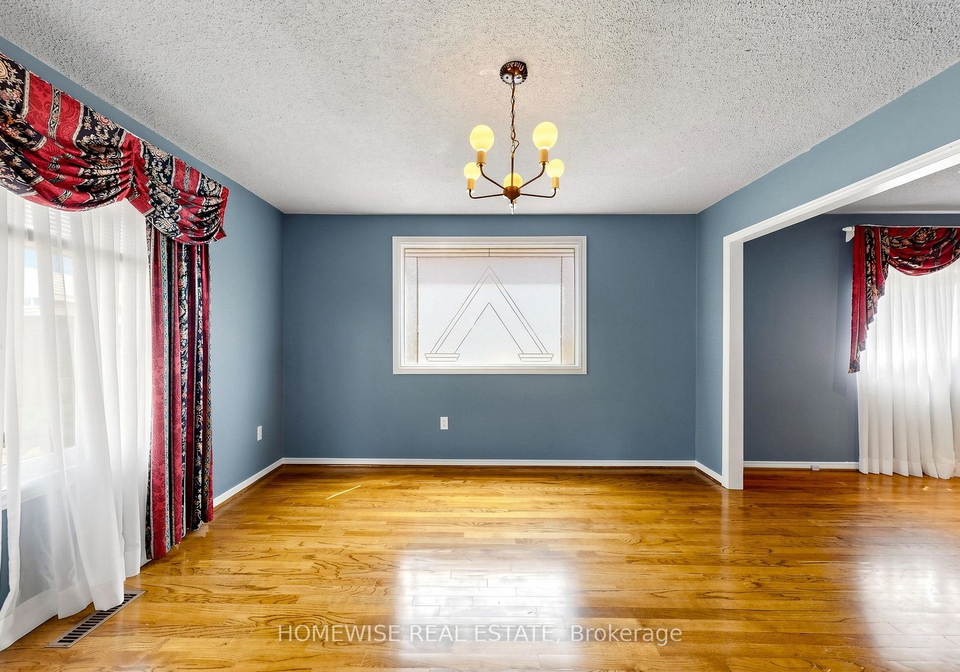 11-briarcliffe-crescent-vaughan-ontario-n13567160