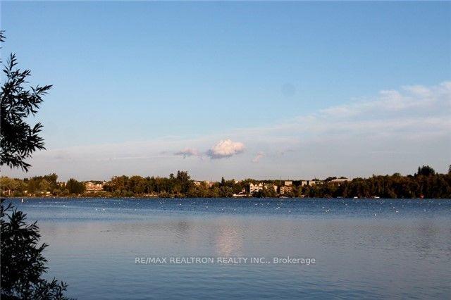 219-lakeland-crescent-richmond-hill-ontario-n13567246