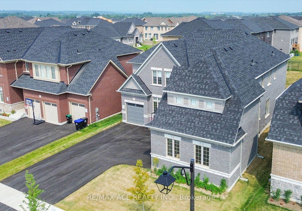 4-emerald-grove-adjala-tosorontio-ontario-n13567970