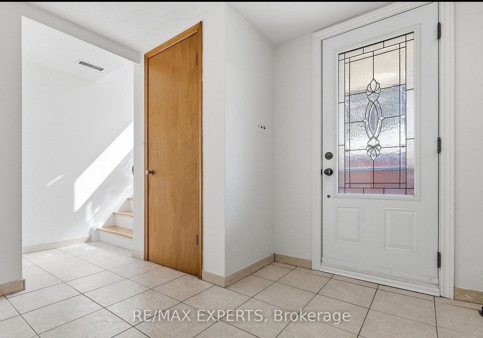228-andrew-park-vaughan-ontario-n13568484