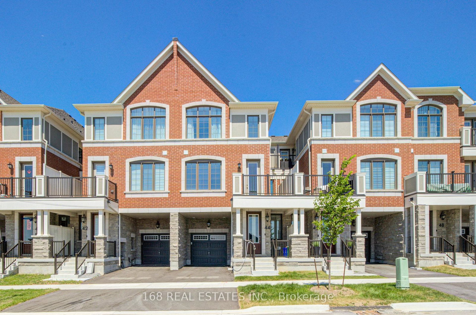 44-azure-drive-markham-ontario-n13569342