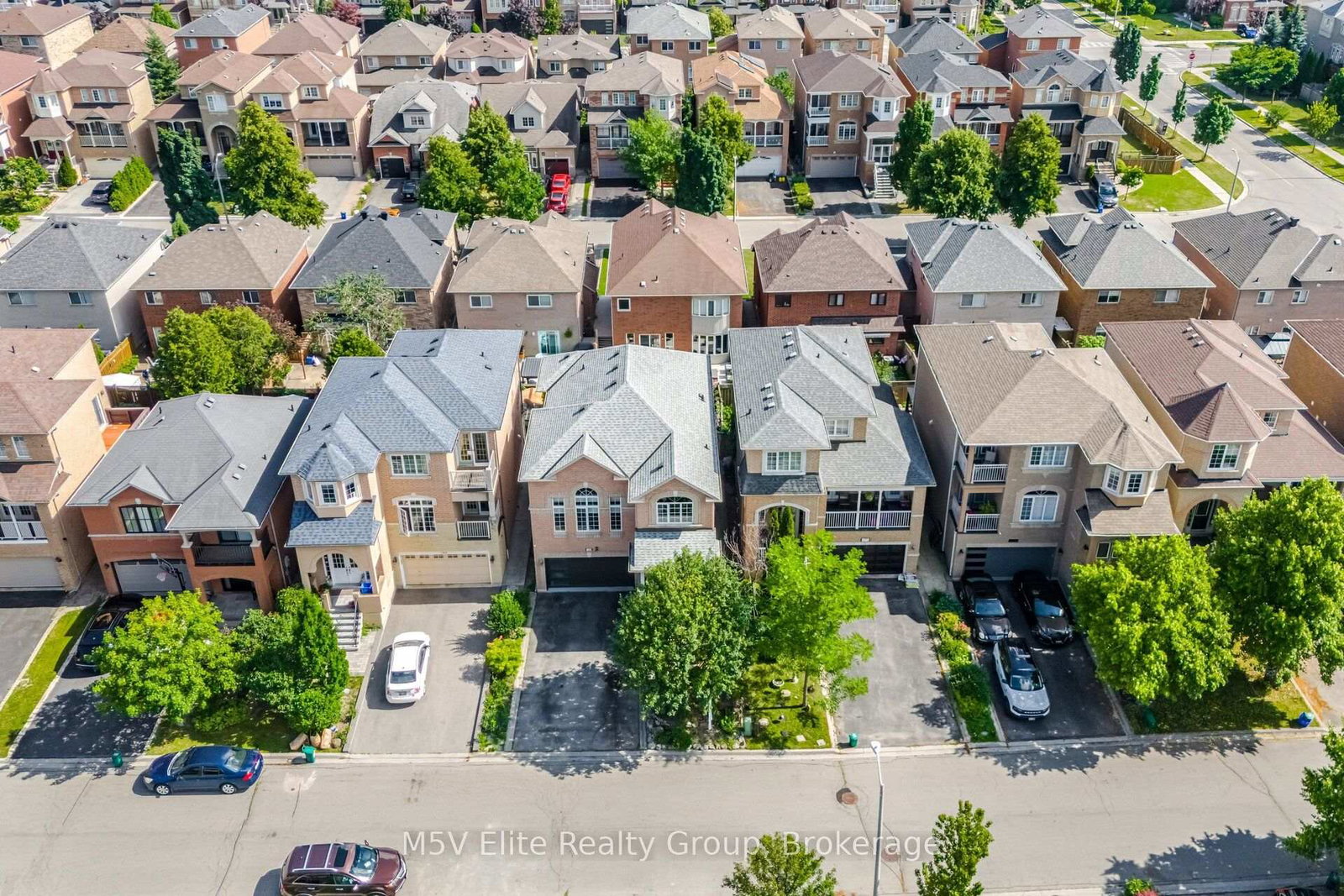 168-sail-crescent-vaughan-ontario-n13569348
