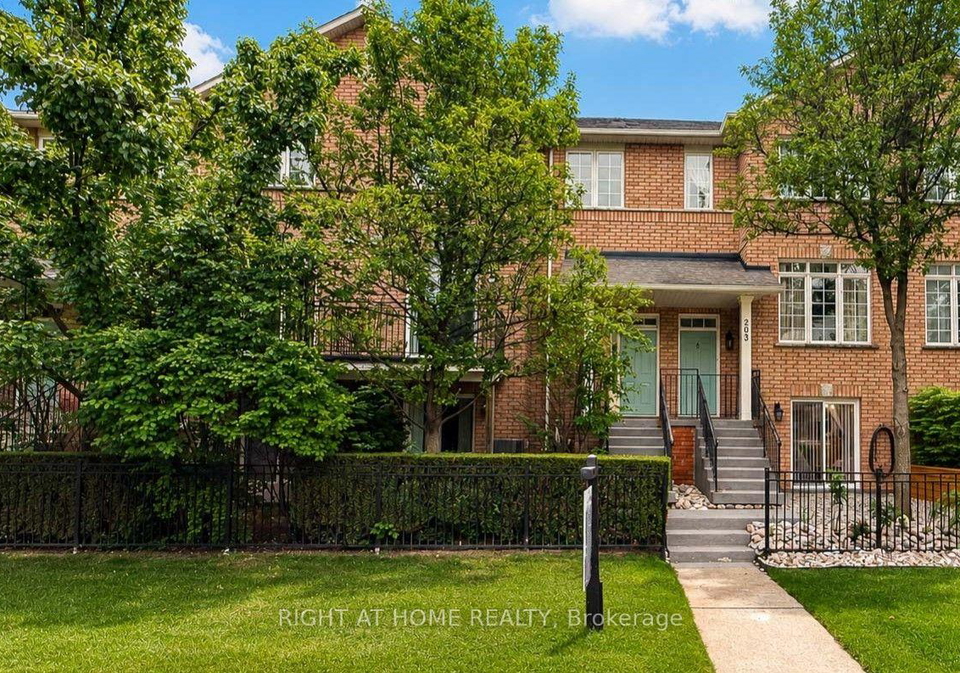 23-observatory-lane-richmond-hill-ontario-n13569744