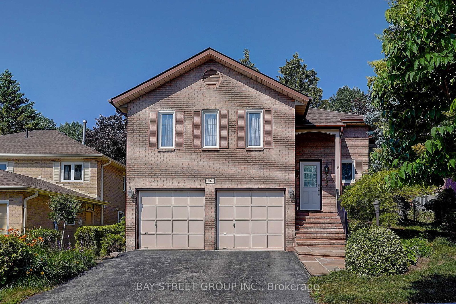 107-crawford-rose-drive-aurora-ontario-n13569952