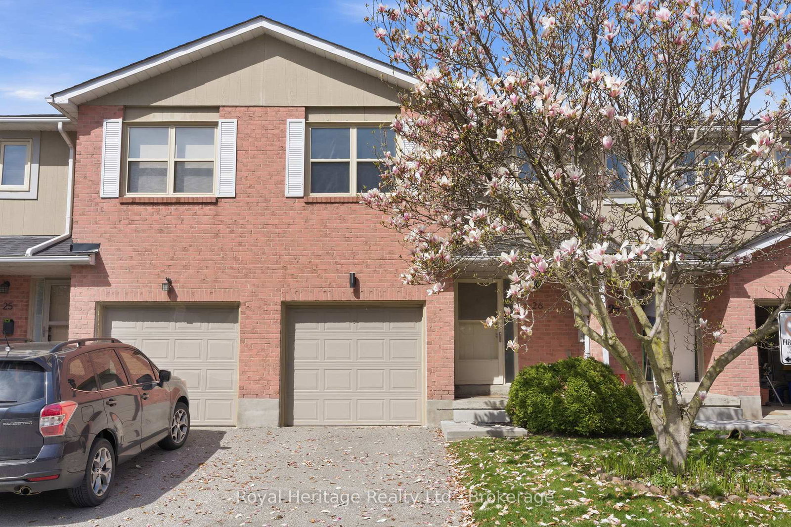 115-avenue-road-richmond-hill-ontario-n13570126