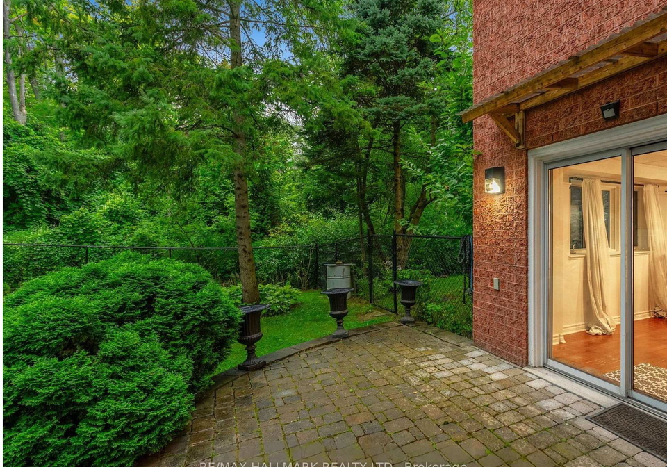410-clearmeadow-boulevard-newmarket-ontario-n13570242