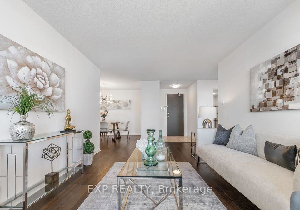 7250-yonge-street-vaughan-ontario-n13570710