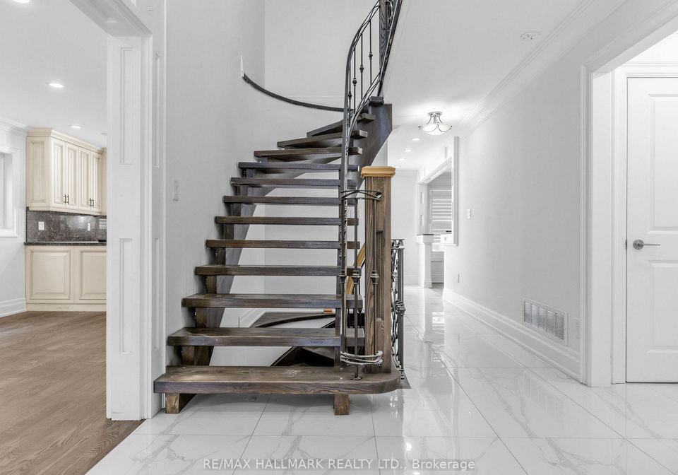 287-andy-crescent-vaughan-ontario-n13571006