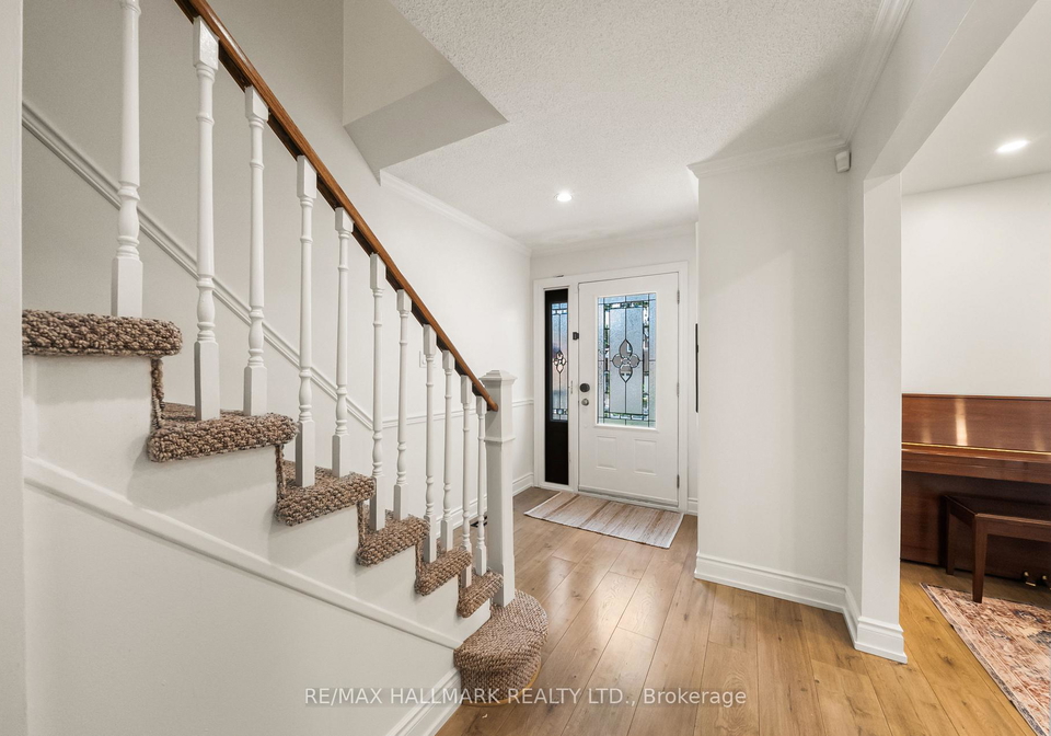 71-bishop-crescent-markham-ontario-n13571042