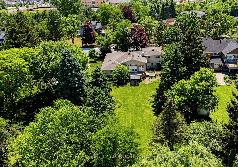 20-blackforest-drive-richmond-hill-ontario-n13571420