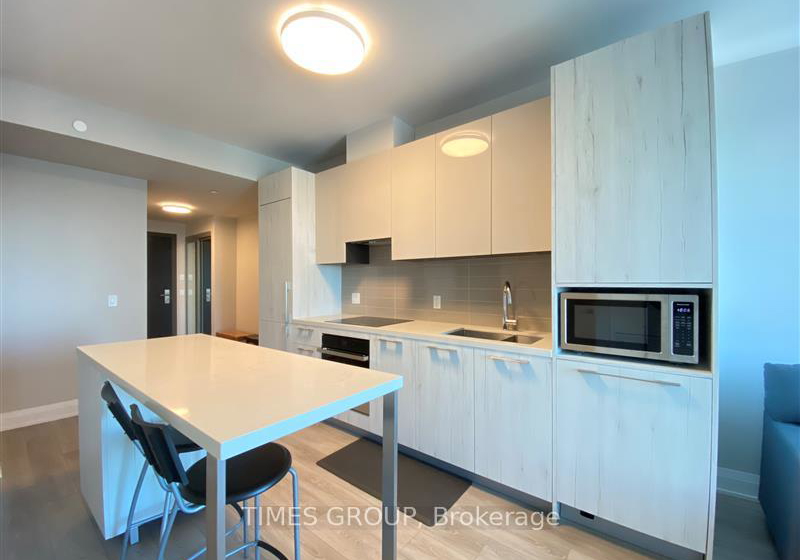 18-water-walk-drive-markham-ontario-n13571908