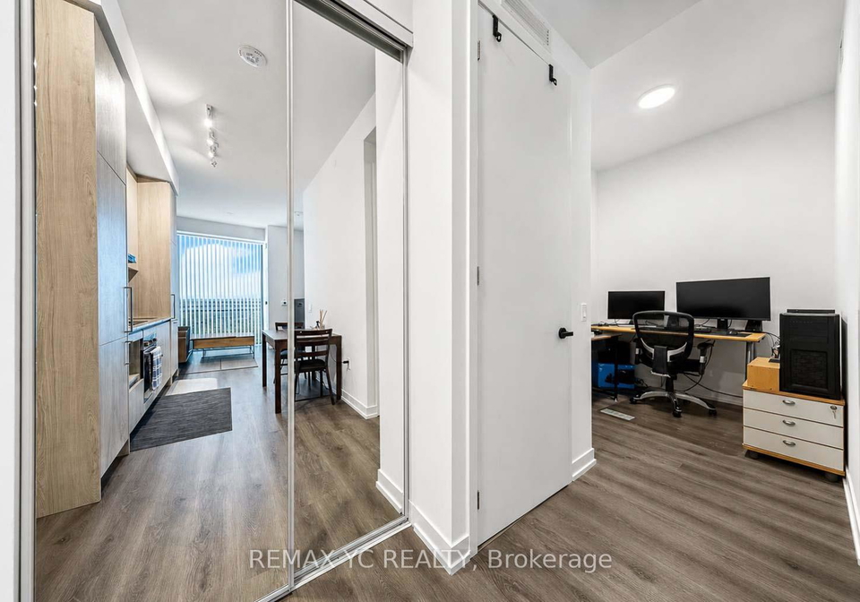 225-commerce-street-vaughan-ontario-n13572094