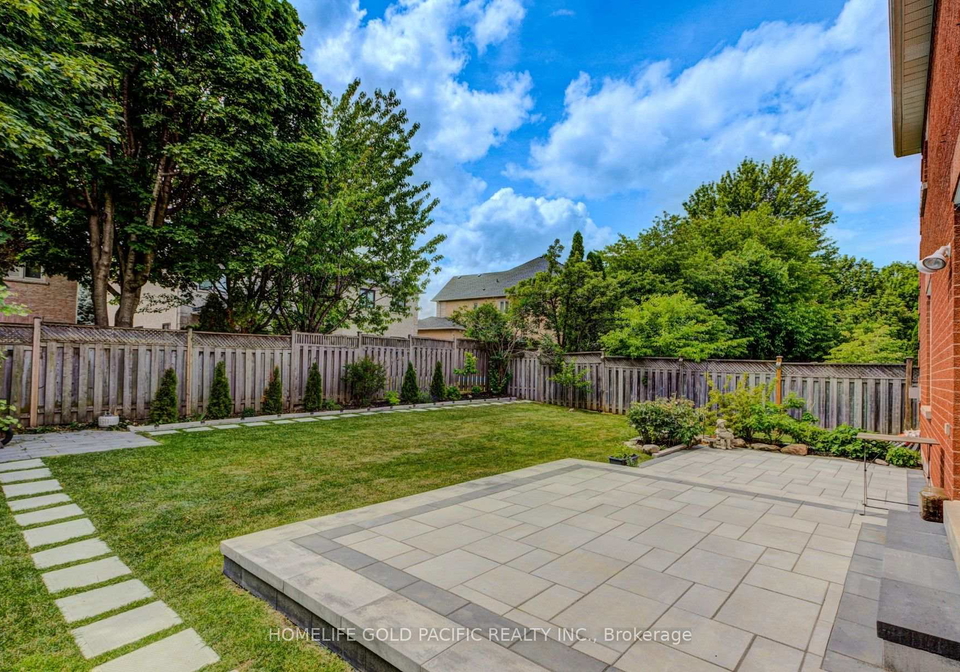 101-clarendon-drive-richmond-hill-ontario-n13572606