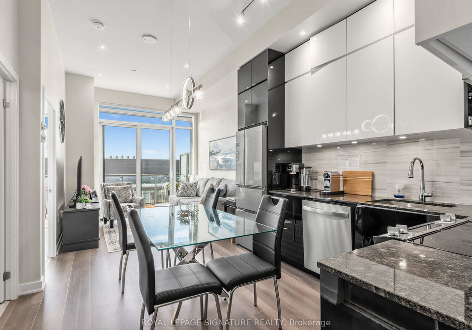 100-eagle-rock-way-vaughan-ontario-n13572776
