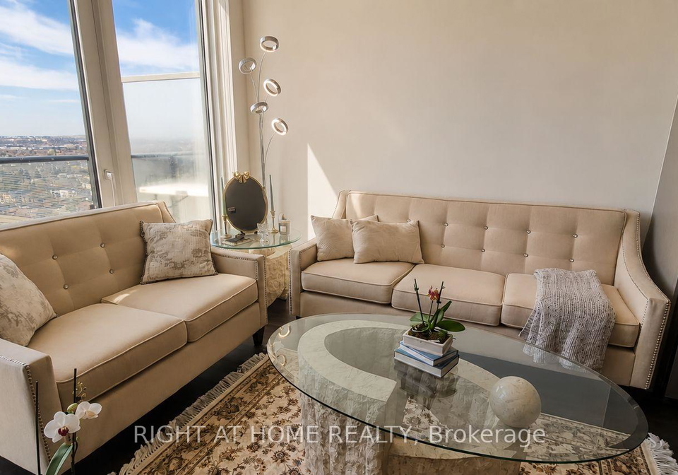 95-oneida-crescent-richmond-hill-ontario-n13573066