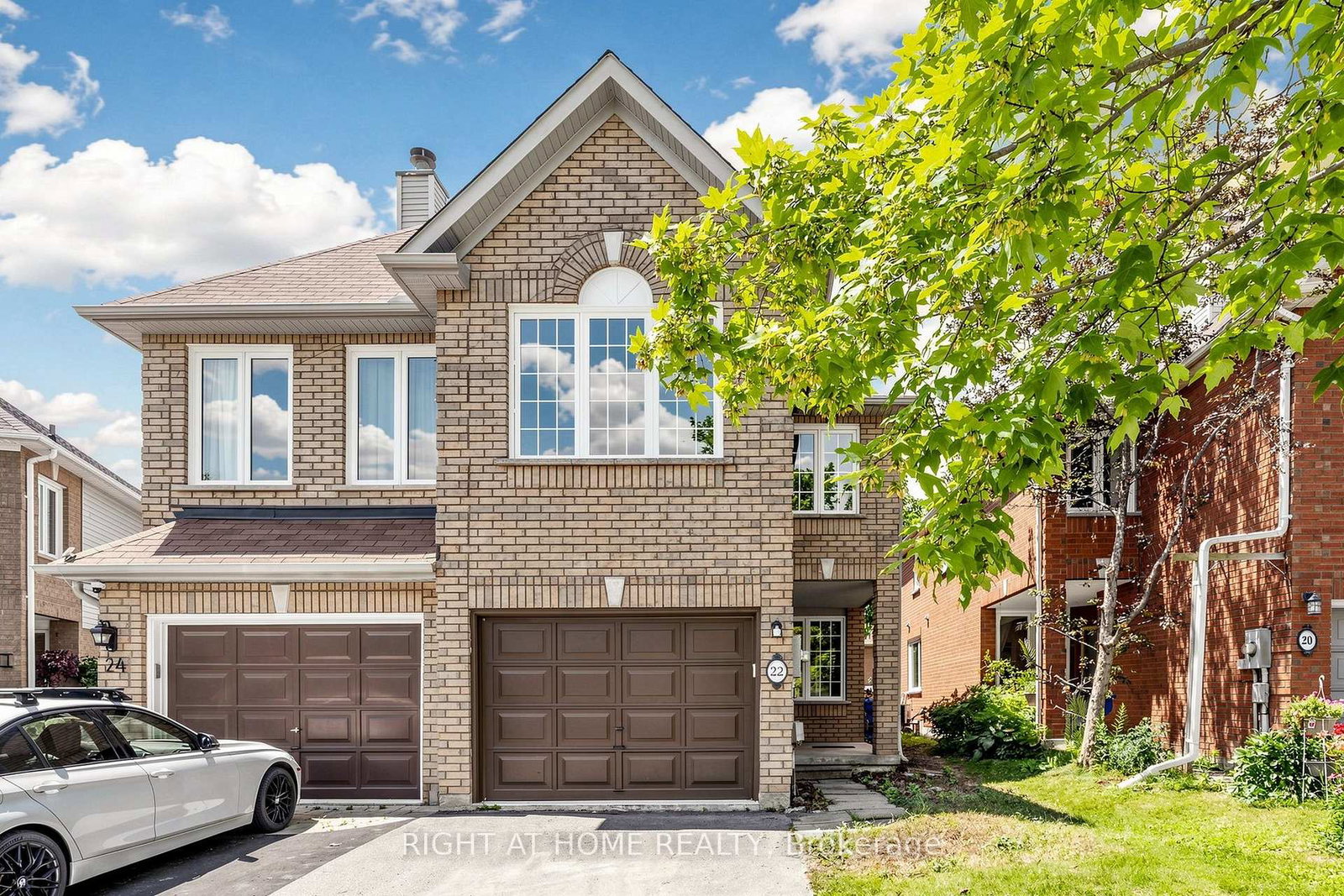22-foxtail-ridge-newmarket-ontario-n13573508