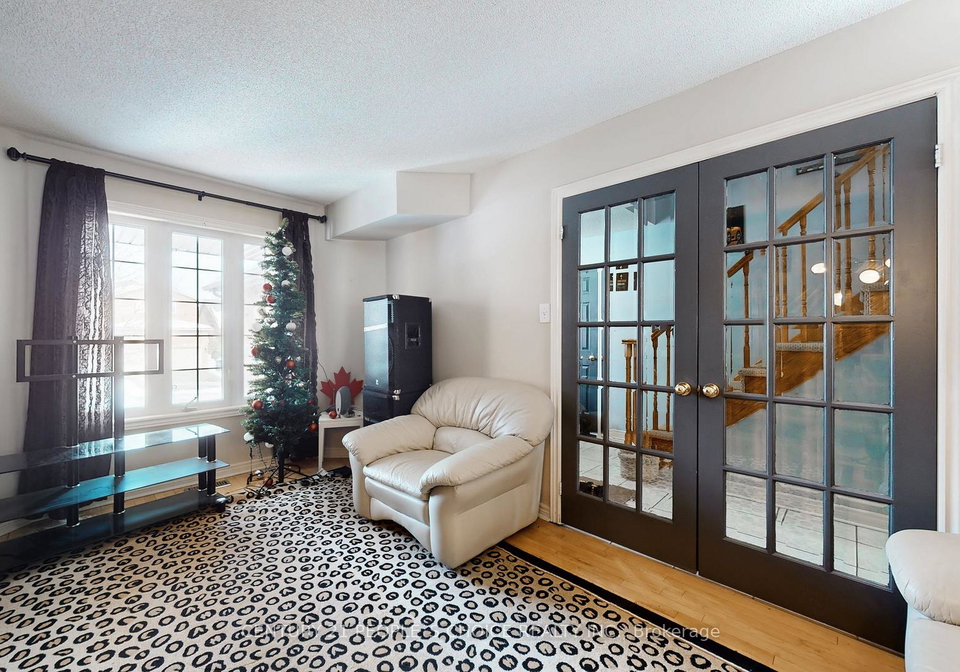 9-roughley-street-bradford-west-gwillimbury-ontario-n13573510