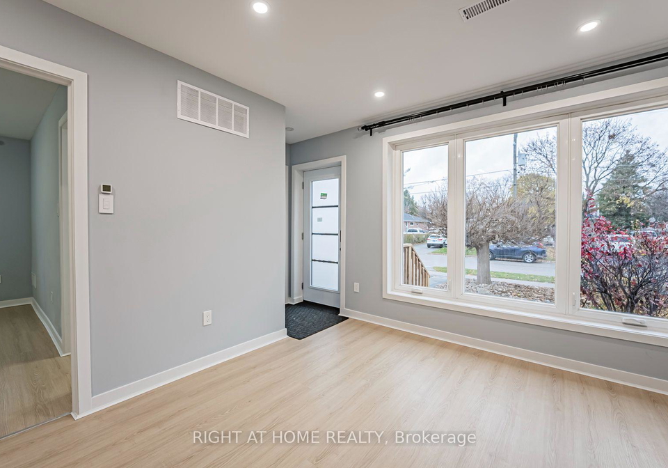 250-beechy-drive-richmond-hill-ontario-n13573604