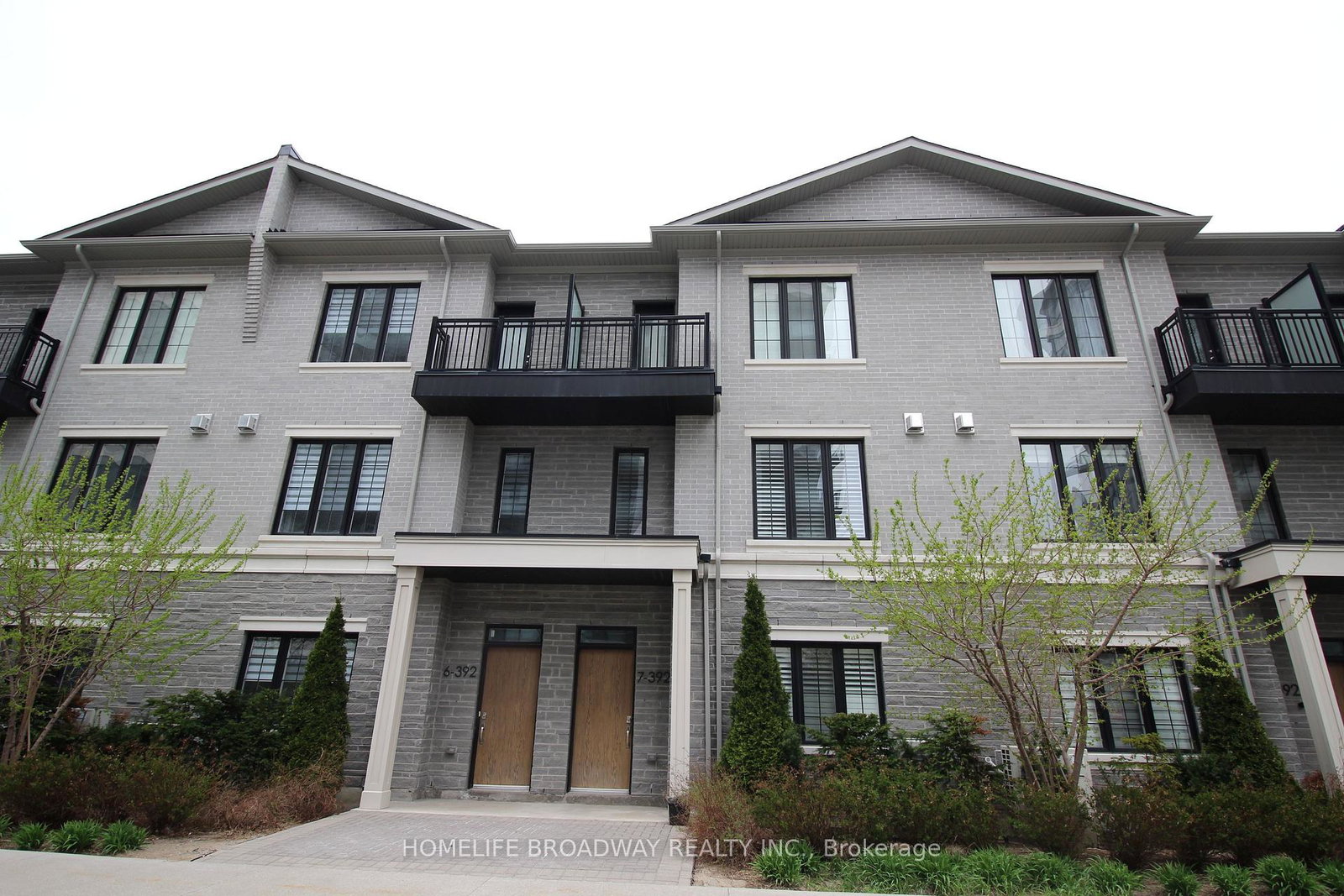 392-highway-7-e-richmond-hill-ontario-n13574620