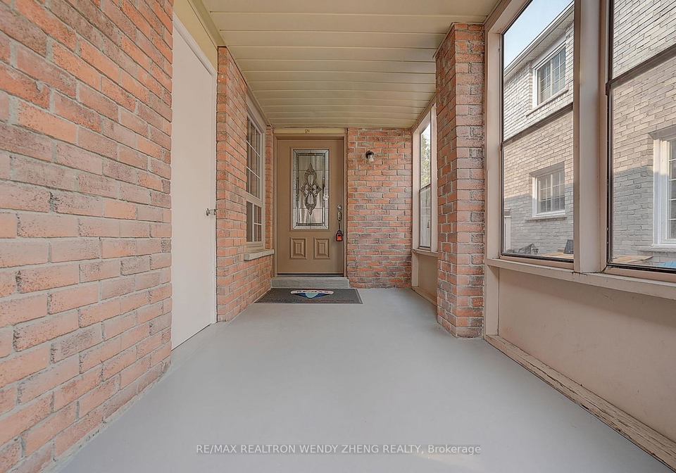 36-chloe-crescent-markham-ontario-n13575138