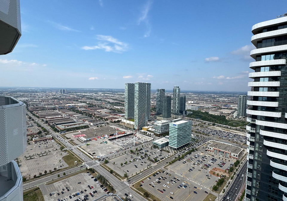 225-commerce-street-vaughan-ontario-n13575378