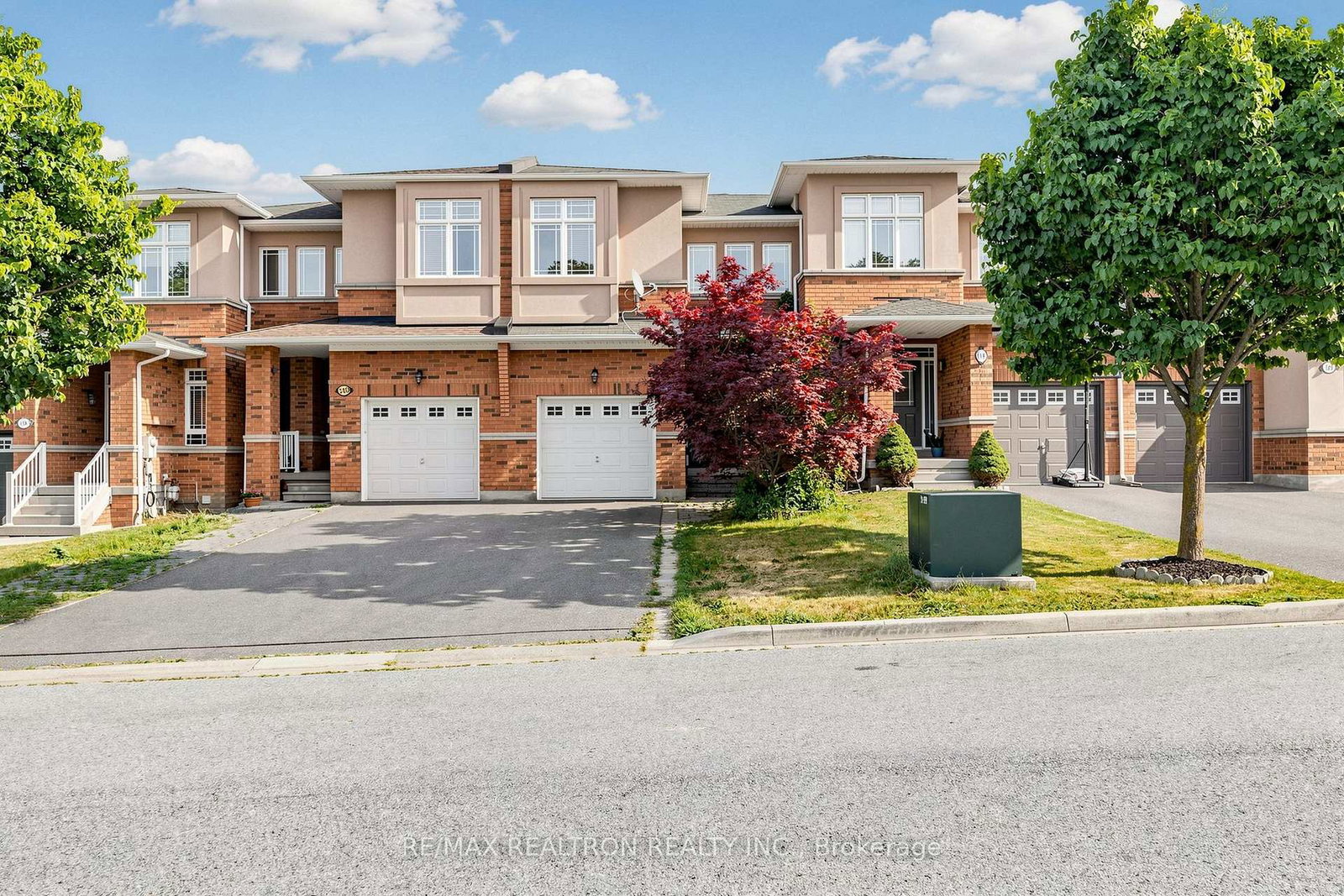 142-mistywood-crescent-w-vaughan-ontario-n13575728