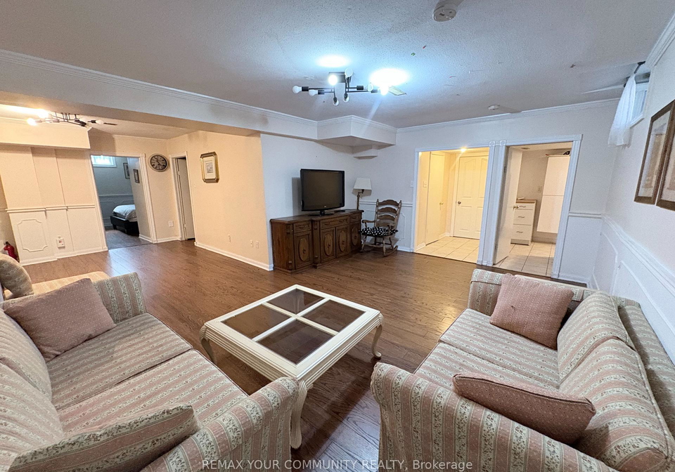 58-kings-cross-avenue-richmond-hill-ontario-n13576410