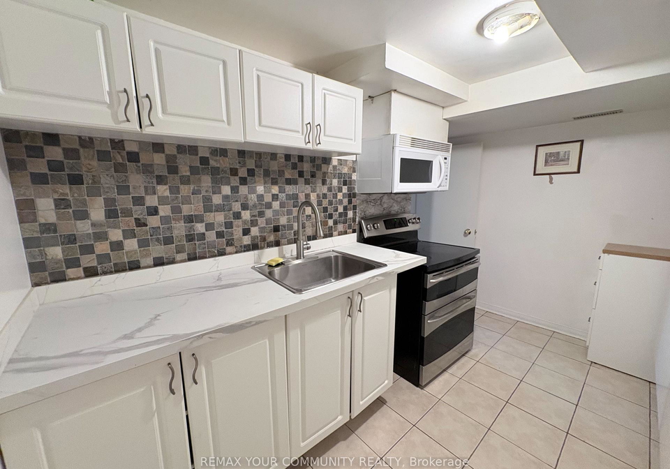 58-kings-cross-avenue-richmond-hill-ontario-n13576410