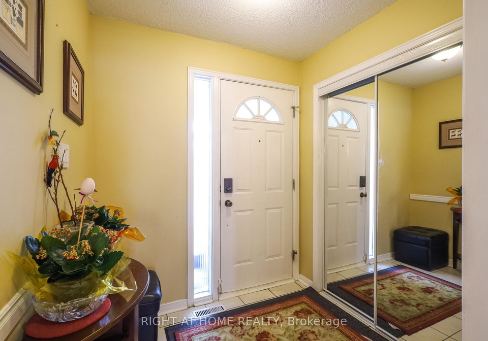 31-stargell-crescent-markham-ontario-n13577240