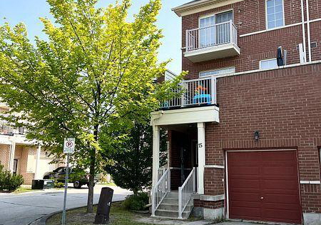 15-ruskov-lane-markham-ontario-n13577468