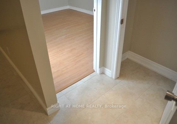 242-demaine-crescent-richmond-hill-ontario-n13577598