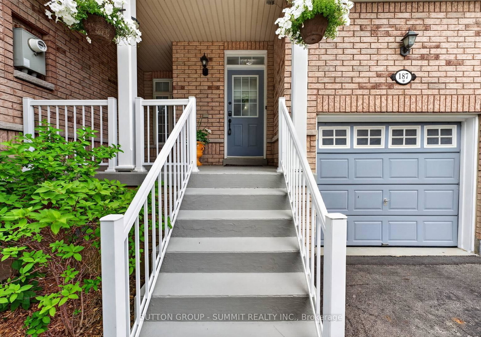 187-kirkvalley-crescent-aurora-ontario-n13577658