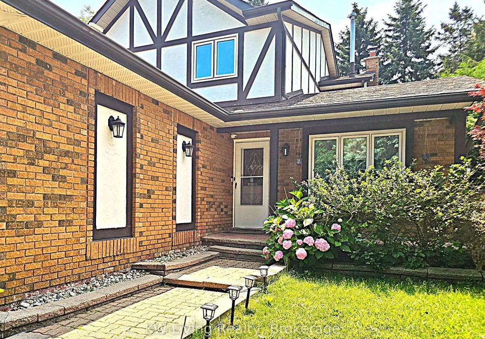 92-breckonwood-crescent-markham-ontario-n13578200