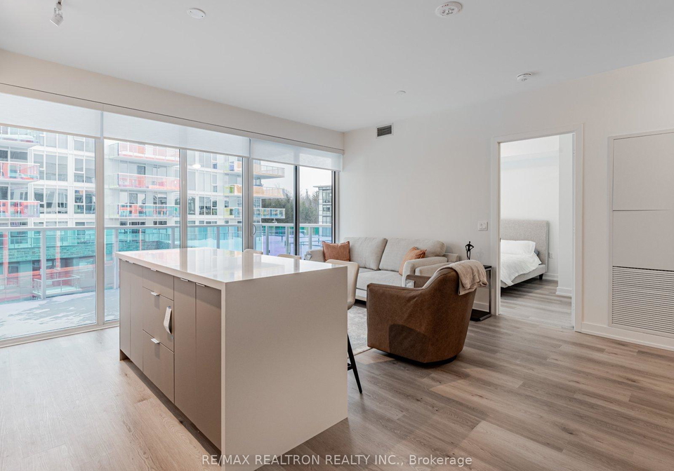 333-sunseeker-avenue-innisfil-ontario-n13578494