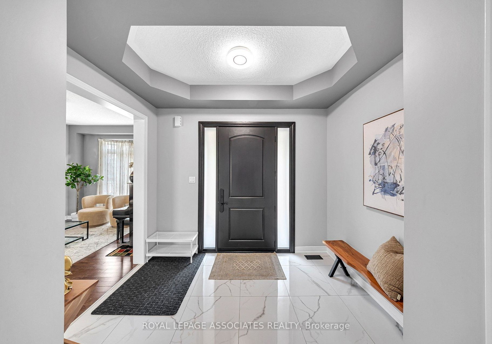 5-mead-terrace-markham-ontario-n13579170