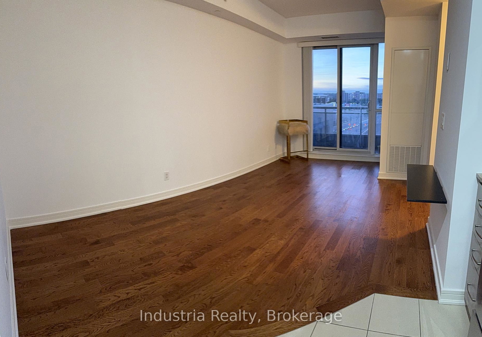 9201-yonge-street-richmond-hill-ontario-n13579592