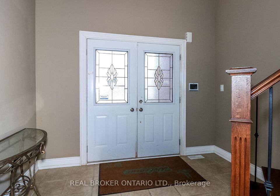 2202-batters-loop-innisfil-ontario-n13579904