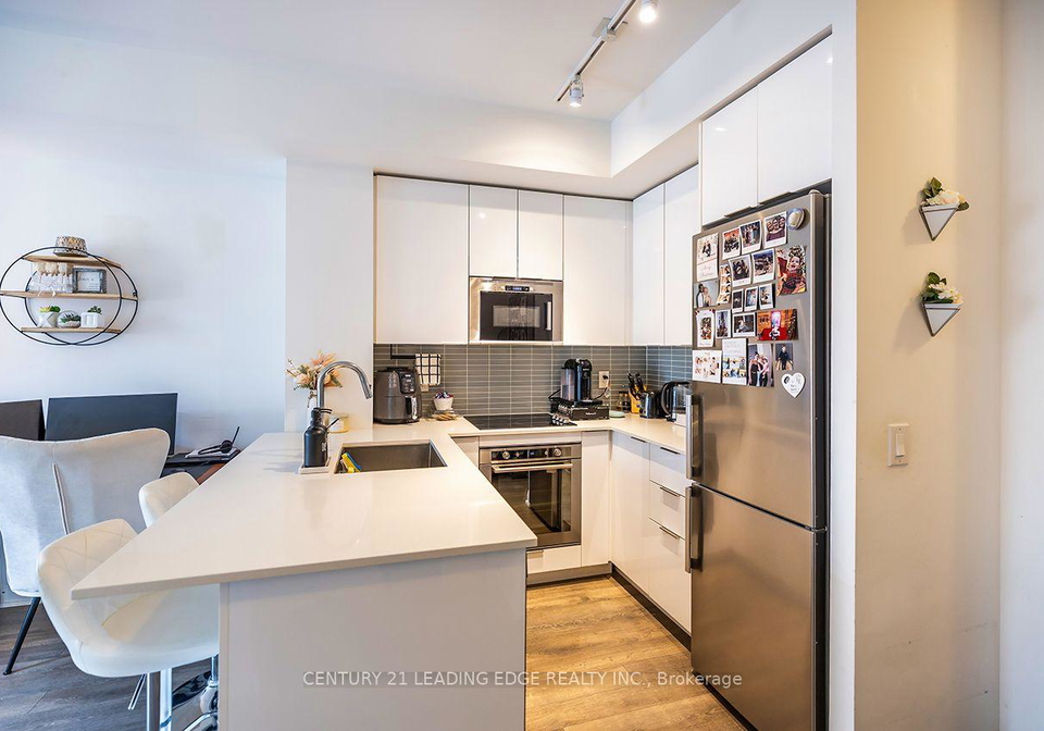 99-eagle-rock-way-vaughan-ontario-n13580274